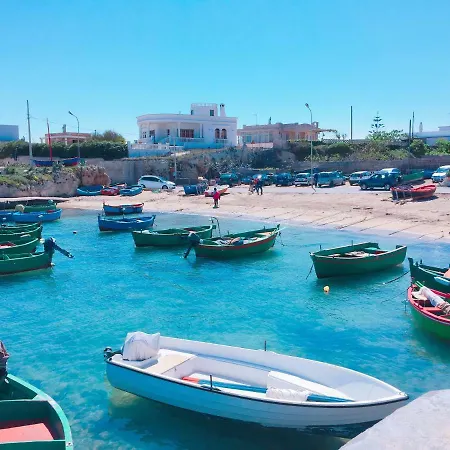 Sasso D'oro A Mare Bed & Breakfast *